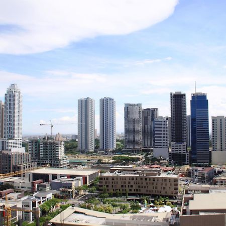 The Redbloom Suites Bonifacio Global City-Bgc Макати Экстерьер фото